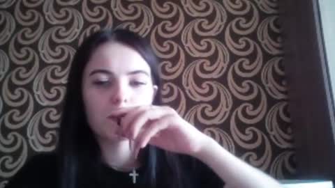 Kiki online show from August 12, 7:22 am