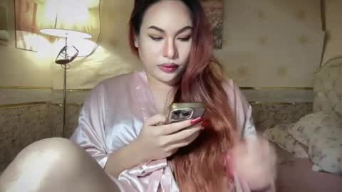 iyalicious online show from August 6, 1:37 am