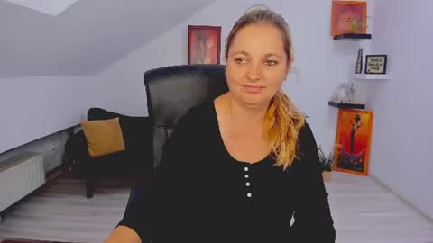 DeliciousLolly online show from August 10, 3:41 am