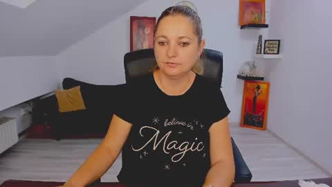 DeliciousLolly online show from August 13, 3:31 am