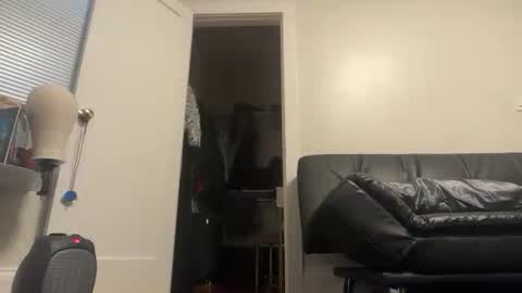 delightfuldark online show from August 4, 1:41 pm