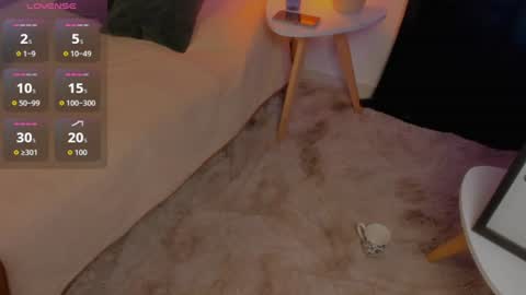 Delilah online show from August 15, 7:01 am