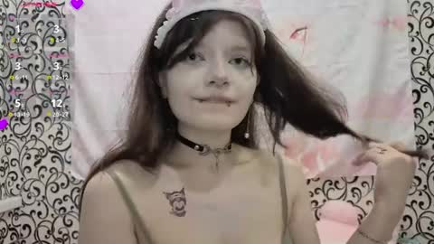 Emily online show from August 14, 8:01 pm
