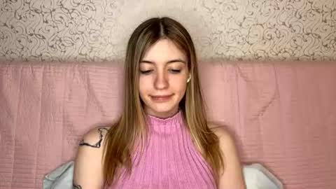 Sia online show from August 2, 1:40 pm