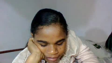 delphine online show from August 8, 6:52 pm