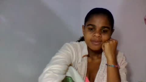 delphine online show from August 9, 12:55 am