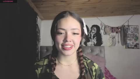 olviia online show from May 26, 5:41 am