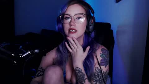 Demoness Mina online show from August 2, 4:30 am