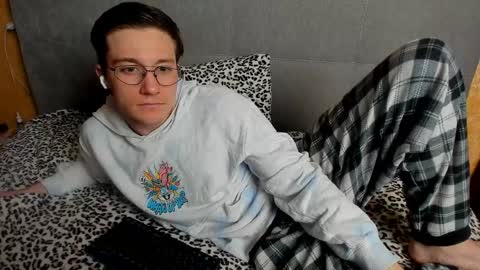 Deni online show from March 31, 7:11 pm