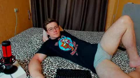 Deni online show from May 20, 7:48 pm