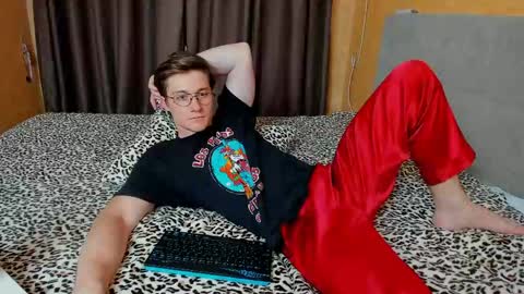 Deni online show from May 20, 8:54 pm