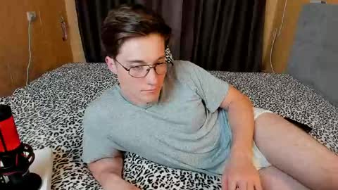 Deni online show from June 2, 8:12 pm