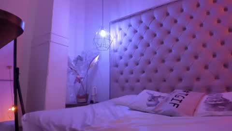 denisse_logan online show from August 8, 3:17 am