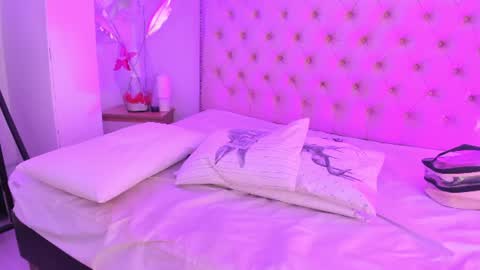 denisse_logan online show from August 12, 11:01 am