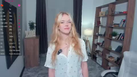 Denna online show from August 9, 9:16 pm