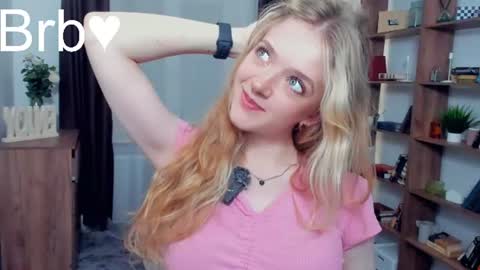 Denna online show from August 10, 11:50 pm