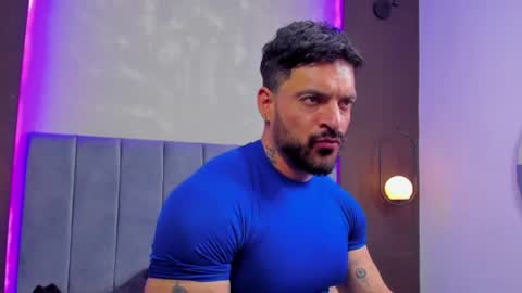 dennis_cox_ online show from August 8, 8:58 am