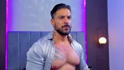 dennis_cox_ online show from August 9, 3:35 pm