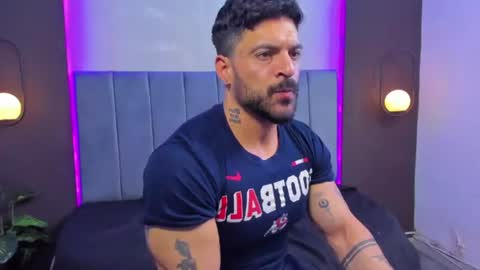 dennis_cox_ online show from August 9, 4:41 pm