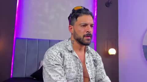 dennis_cox_ online show from August 11, 2:35 am