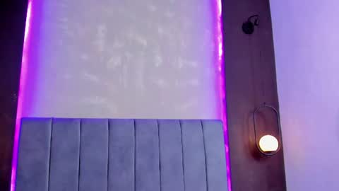 dennis_cox_ online show from August 15, 8:18 am