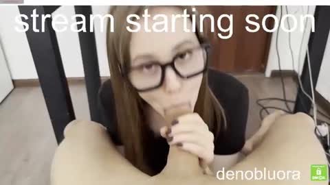 denobluora online show from August 7, 10:59 am
