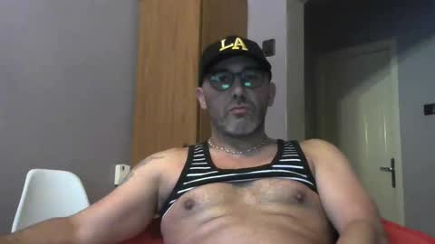 Erick online show from April 20, 3:21 pm