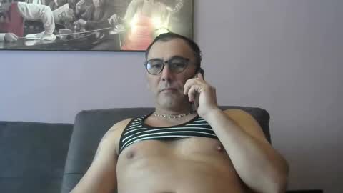 Erick online show from April 23, 3:49 pm