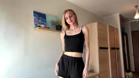 Luna online show from August 3, 1:18 pm