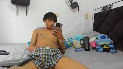dereck_beaumont online show from August 8, 8:42 pm