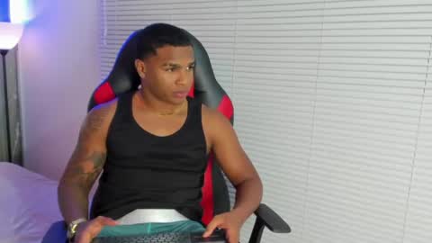 DERECK online show from August 12, 4:26 am