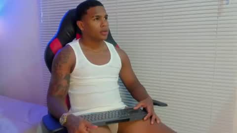 DERECK online show from August 13, 4:26 am