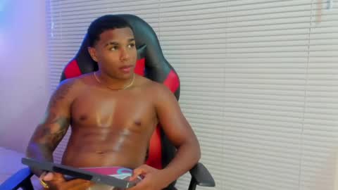 DERECK online show from August 13, 7:55 am