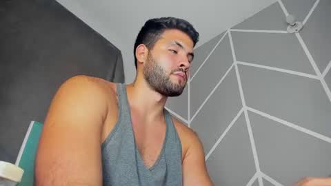 dereckhardd online show from August 1, 12:33 pm