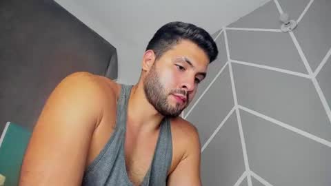 dereckhardd online show from August 1, 1:39 pm