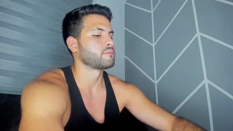 dereckhardd online show from August 6, 1:59 am