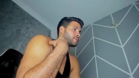 dereckhardd online show from August 9, 3:40 am