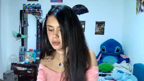 derek_44 online show from August 6, 11:37 pm