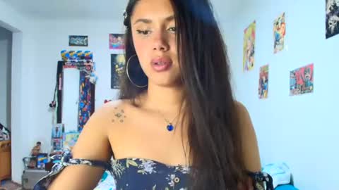 derek_44 online show from August 9, 4:13 am