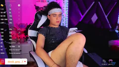 Derek Grey online show from July 5, 11:41 pm