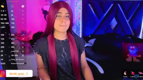 Derek Grey online show from July 8, 8:13 pm