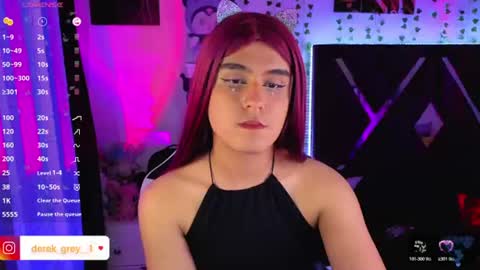 derek_greyy_ online show from July 8, 10:25 pm