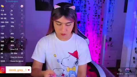 derek_greyy_ online show from July 29, 6:04 pm