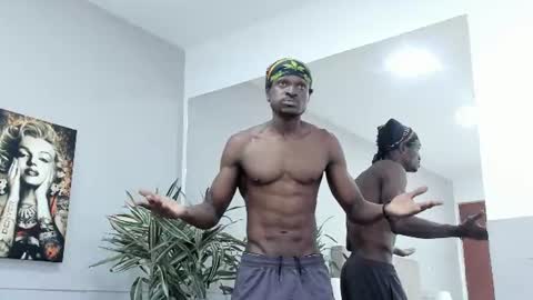 Terry Zyzz online show from August 10, 10:00 pm