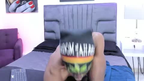 Terry Zyzz online show from August 14, 7:28 pm