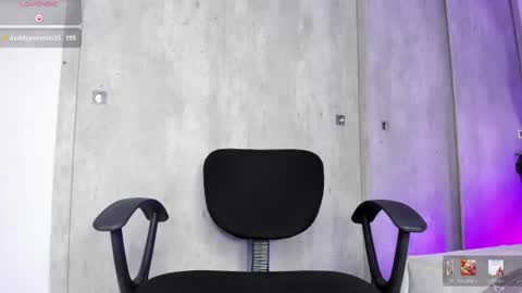 Derek online show from August 14, 6:50 am