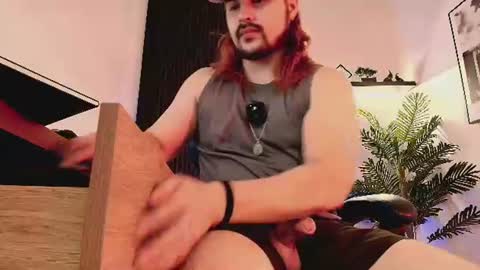 Derek online show from August 8, 7:52 am