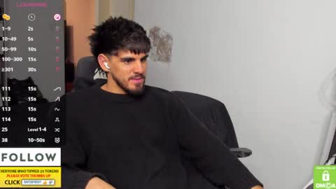 Derekcb online show from August 13, 3:53 am