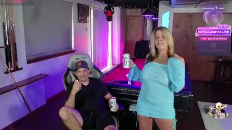 Derrick 52 and Brittany 50 online show from August 8, 9:37 pm
