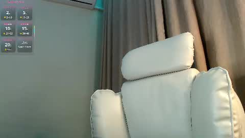 Ari online show from August 11, 5:59 pm
